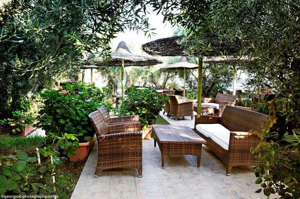 Martha'S Haus Hotel Gerakini Exterior photo
